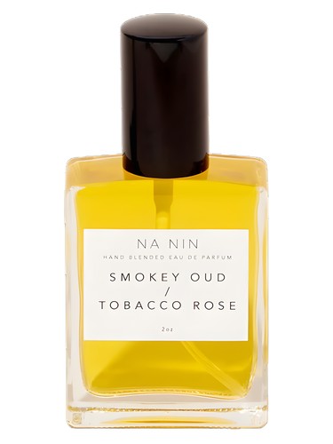 Frasco de Smokey Oud & Tobacco Rose, de Na Nin