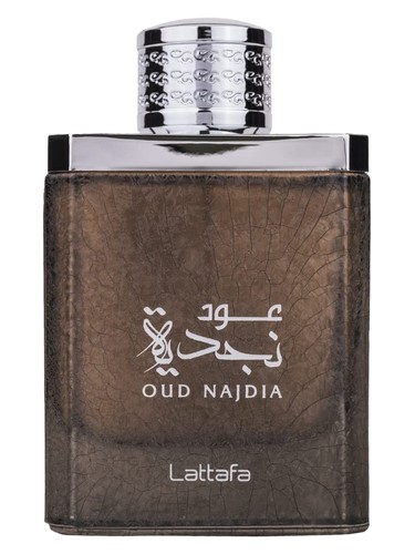 Frasco de Oud Najdia, de Lattafa Perfumes