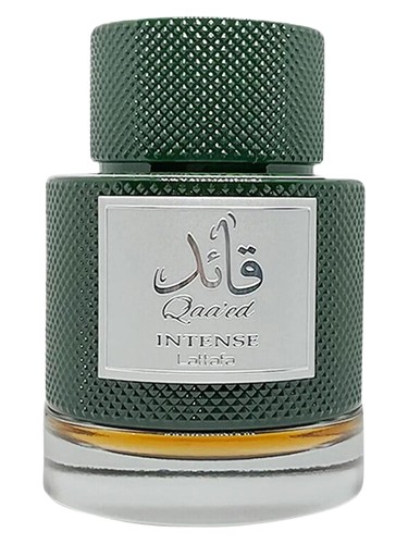 Frasco de Qaa'ed Intense, de Lattafa Perfumes
