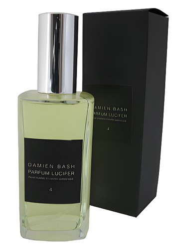 Frasco de Parfum Lucifer No.4, de Damien Bash