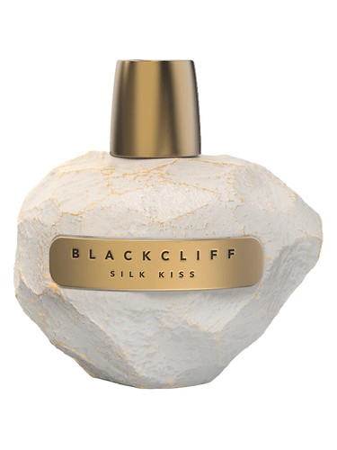 Frasco de Silk Kiss, de Blackcliff Parfums