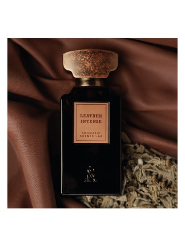 Frasco de Leather Intense, de Aromatic Scents Lab
