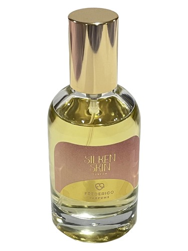 Frasco de Silken Skin, de Frederico Parfums