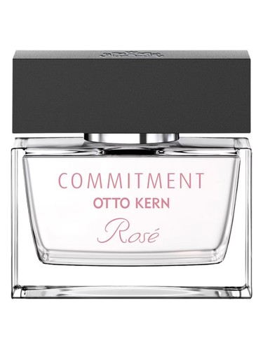 Frasco de Commitment Rosé, de Otto Kern