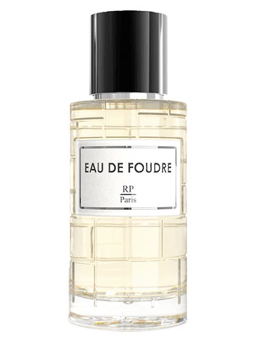 Frasco de Eau De Foudre, de RP Parfums