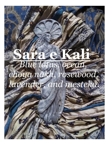 Frasco de Sara e Kali, de CherrykasTrunk