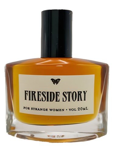 Frasco de Fireside Story — For Strange Women