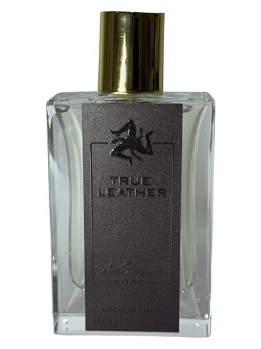 Frasco de True Leather, de Sicili Fragances