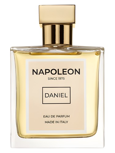 Frasco de DANIEL, de NAPOLEON Fragrances