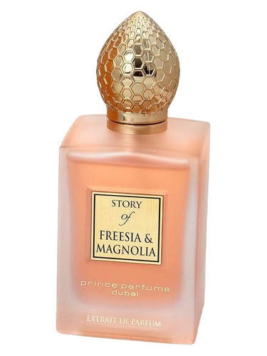 Frasco de Story of Freesia Magnolia, de Prince Parfums Dubai