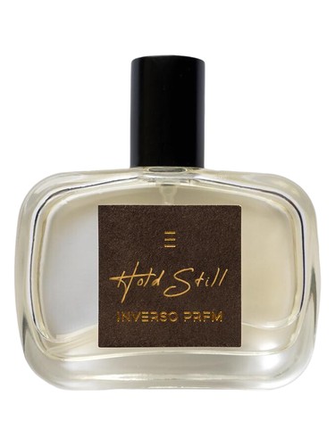 Frasco de Hold Still, de INVERSO PROFUMI
