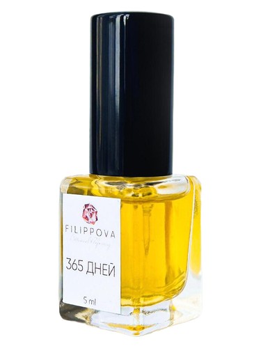 Frasco de 365 Дней, de Filippova Botanical Perfumery