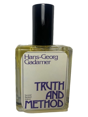 Frasco de Truth and Method, de Phronema Perfumes