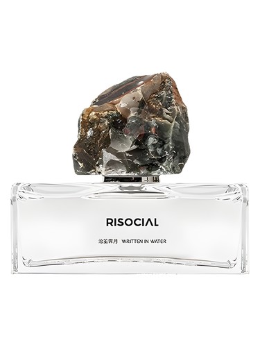 Frasco de Written In Water 沧笙霁月, de Risocial 在野南杂