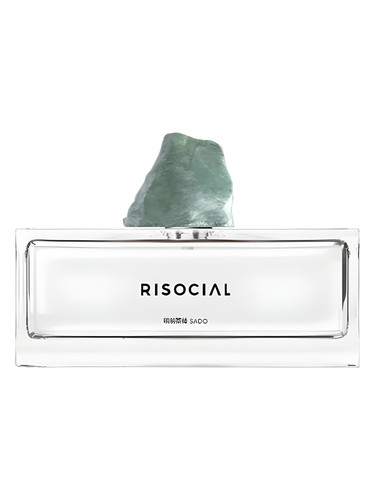 Frasco de Sado 明前茶楼, de Risocial 在野南杂