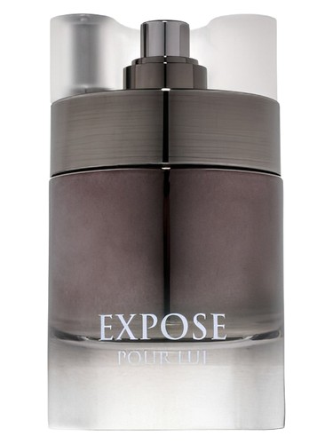 Frasco de Expose Pour Lui, de Fragrance World