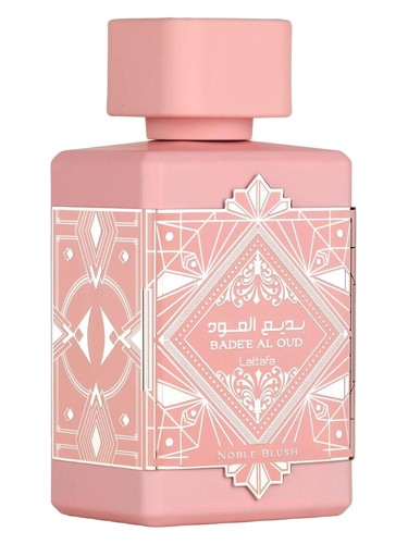 Frasco de Noble Blush — Lattafa Perfumes