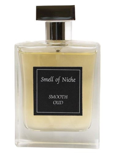 Frasco de Smooth Oud, de Smell of Niche